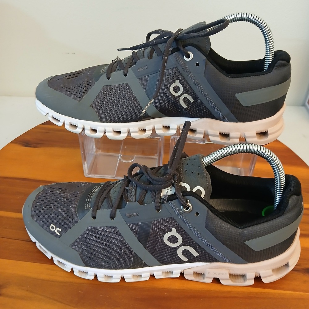 On Cloudflow Women 9.5 Grey Rock Rose Running Shoes Sneakers 20.99904